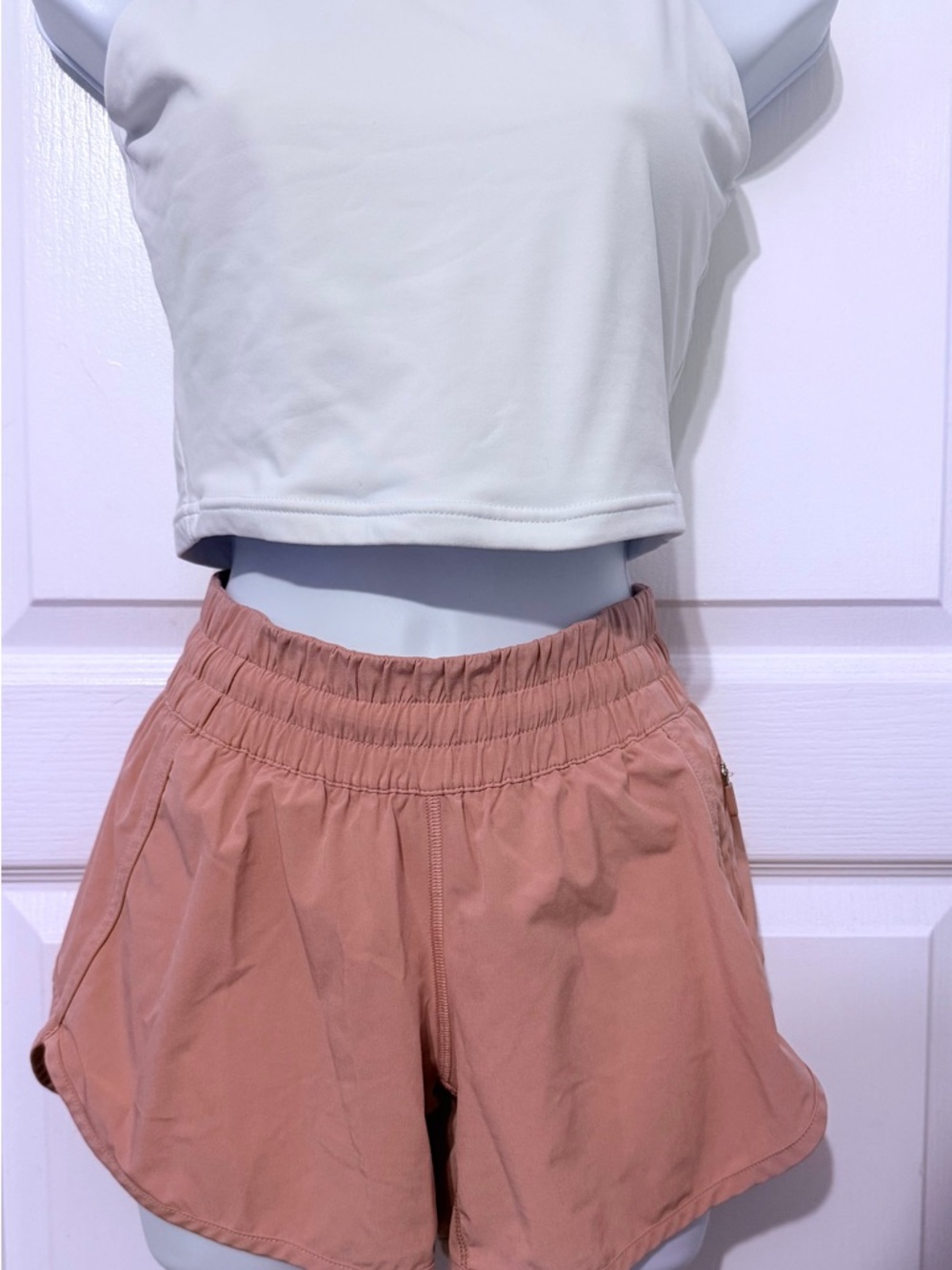 High-Rise Athletic Shorts in Dusty Rose